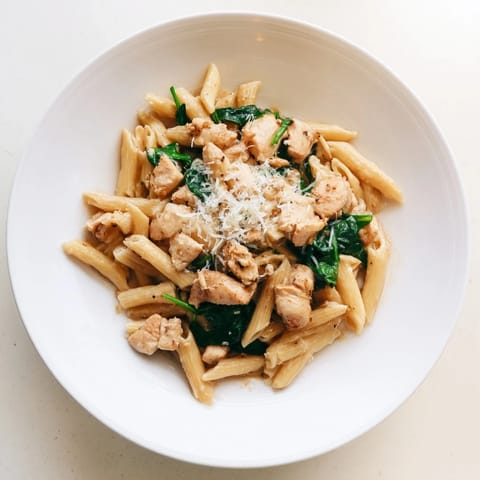 One-Pot Spinach Chicken Pasta